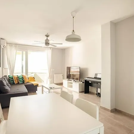 Apartment Refurbished 4* With Great Balcony *