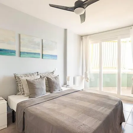 Refurbished 4* With Great Balcony *