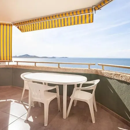 Refurbished 4* With Great Balcony